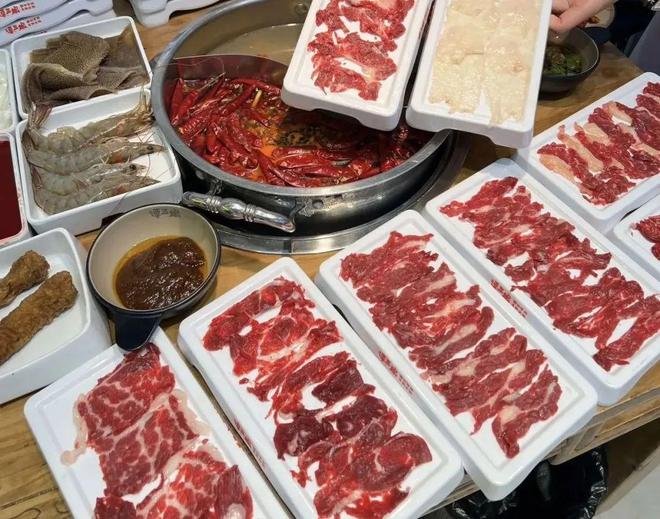 一批“鲜切”牛肉火锅品牌火了！牛肉火锅的第二波浪潮要来了？(图6)